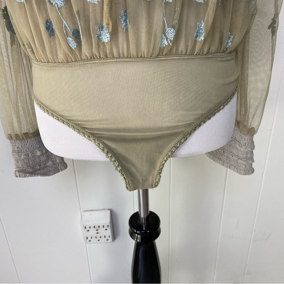Free People Sheer Meadows Bodysuit Women’s Size XS Embroidered Blue Green NWT - Picture 5 of 15